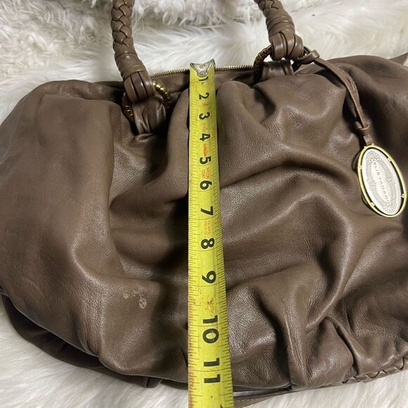 Ellie Tahari soft leather Brown large Satchel/ shoulder bag gold tone hardware - Picture 8 of 13